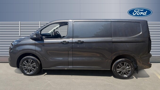 Ford Transit Custom 280 L1 Diesel Fwd 2.0 EcoBlue 136ps H1 Van Limited - Image 4